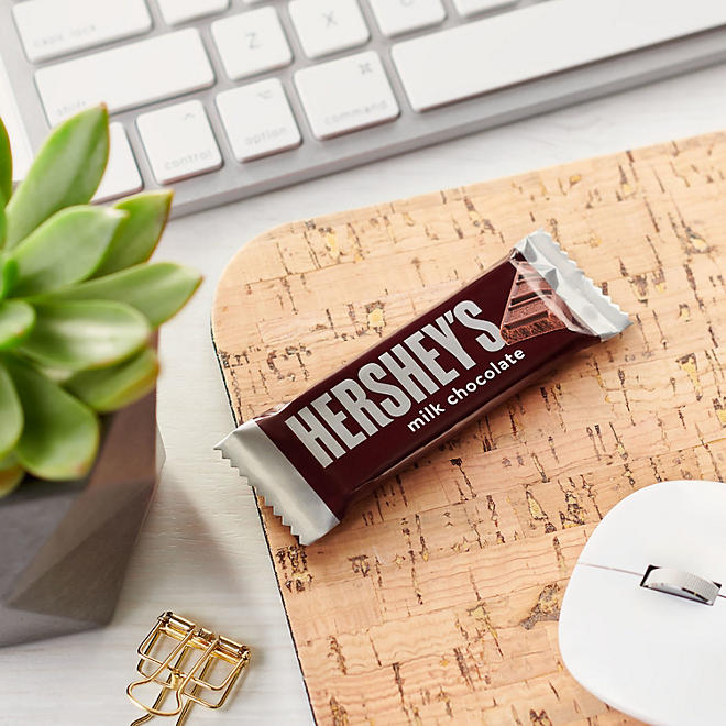 HERSHEY'S MILK CHOCOLATE BAR